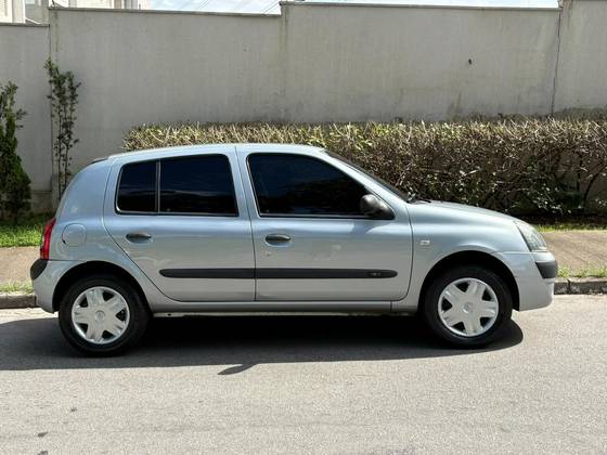 RENAULT CLIO 1.0 EXPRESSION 16V GASOLINA 4P MANUAL RENAULT CLIO 1.0 EXPRESSION 16V GASOLINA 4P MANUAL
